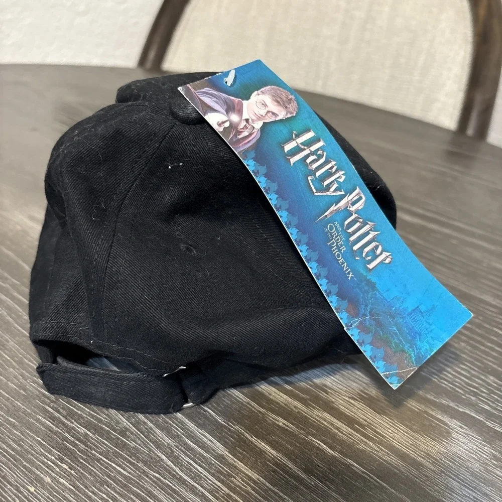 Harry‎ Potter Embroidered Crest Collectible Hat NWT